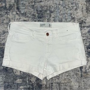 Abercrombie low rise white shorts